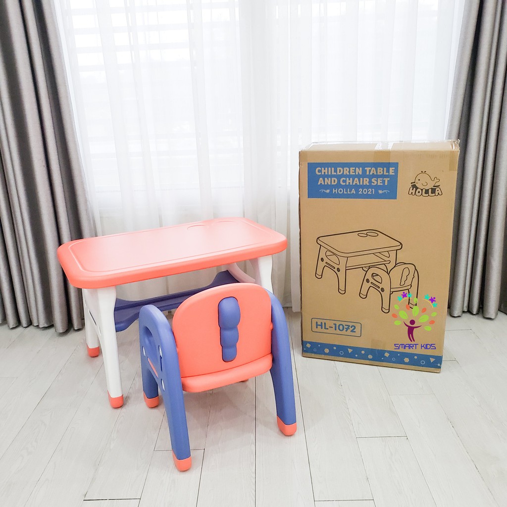 Bộ bàn ghế trẻ em Holla 2021