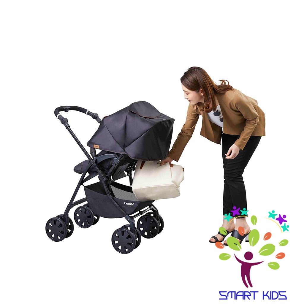 Xe đẩy Combi CrossGo 4 bánh quay tự động