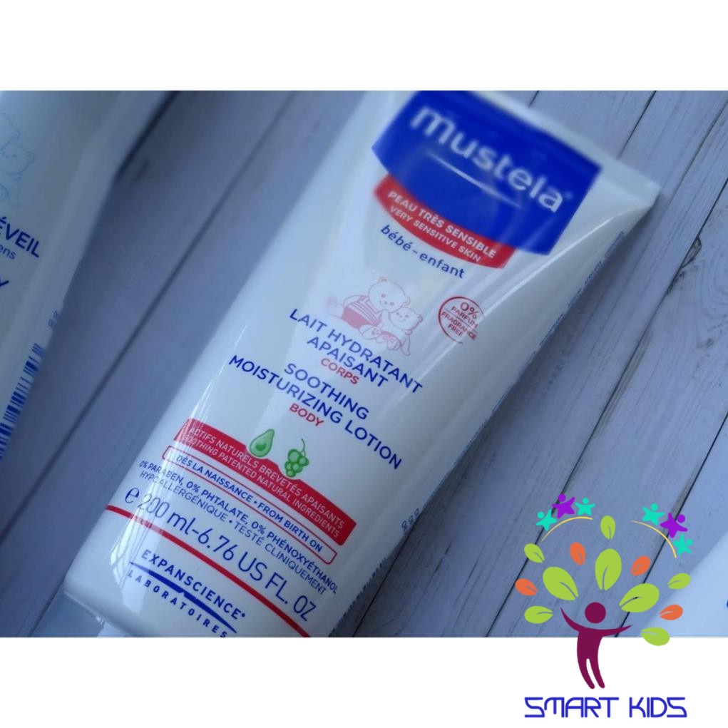 Lotion Dưỡng Thể Da Rất Nhạy Cảm MUSTELA Soothing Moisturizing Body Lotion 200ml
