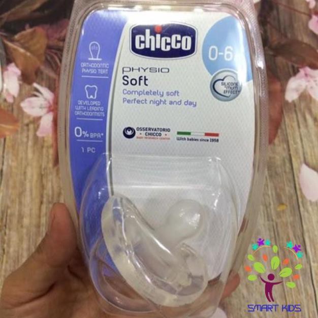 Ty ngậm silicon Physio Soft Trắng Chicco