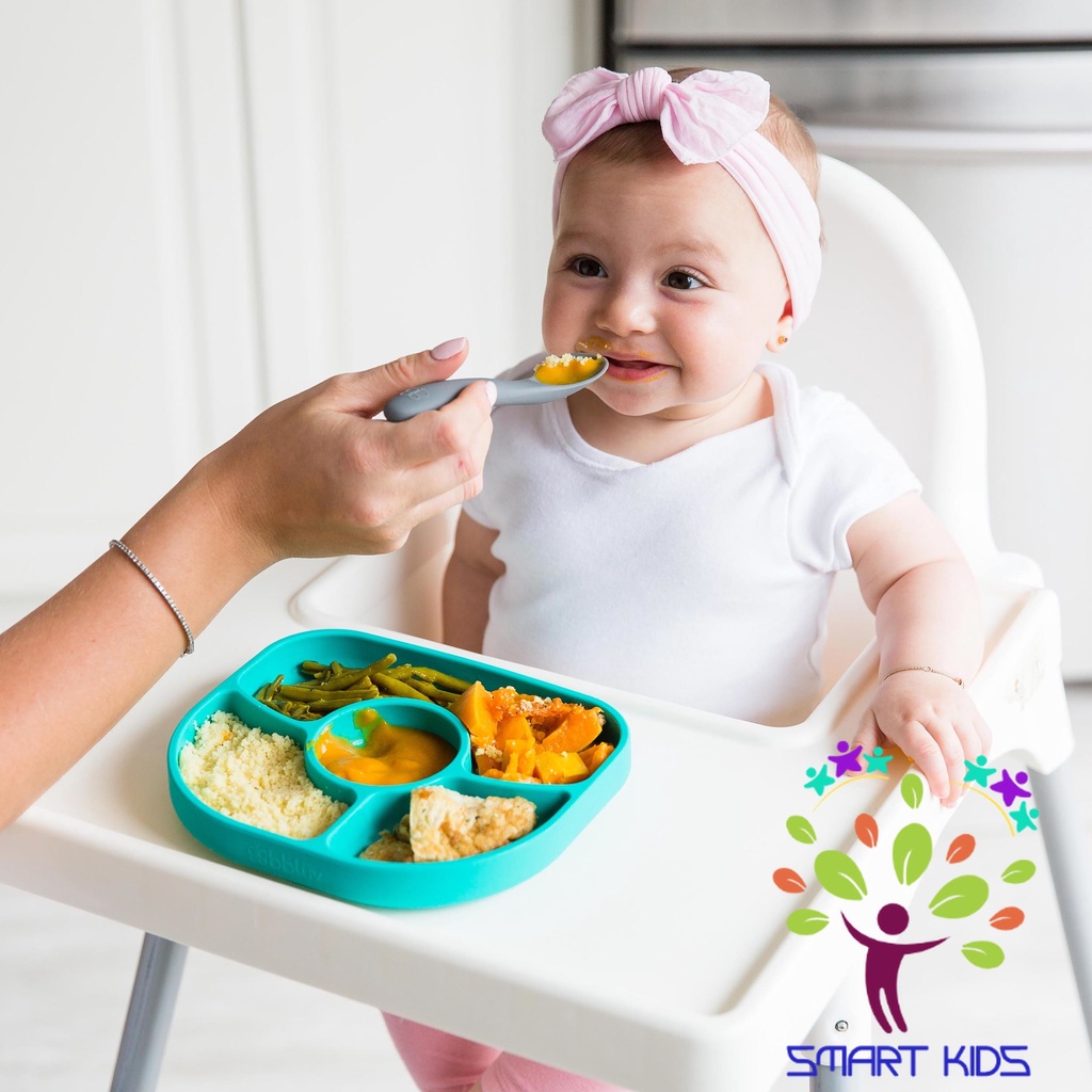 Bộ khay ăn kèm thìa silicone bbluv Yumi (FDA)