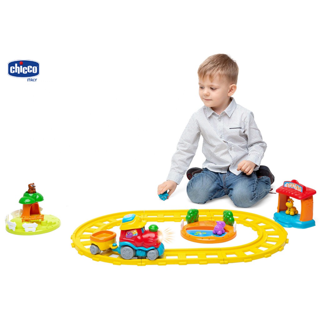 Đồ chơi xếp hình luyện ngôn ngữ Đoàn tàu muông thú Chicco