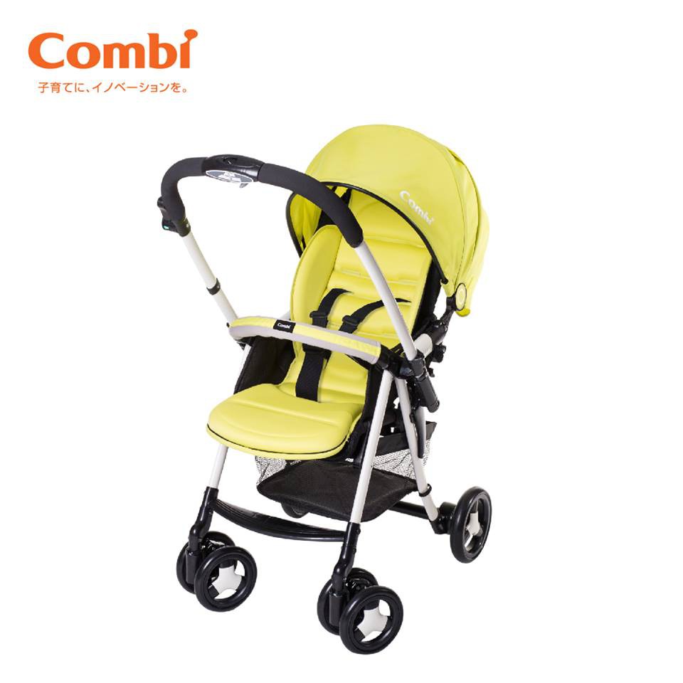 Xe đẩy Urban Walker Lite UR - 300E Combi Nhật Bản