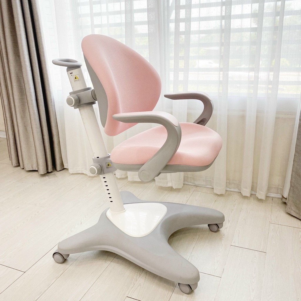 Ghế chống gù lưng Umoo Luxury có tay vịn UM-16150