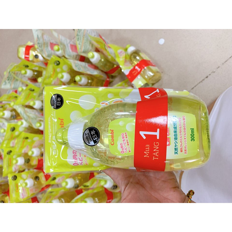 Dung dịch rửa bình sữa và rau củ quả từ dầu cọ Combi