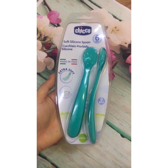 Bộ 2 thìa ăn silicon Hồng/Xanh 6M+ Chicco
