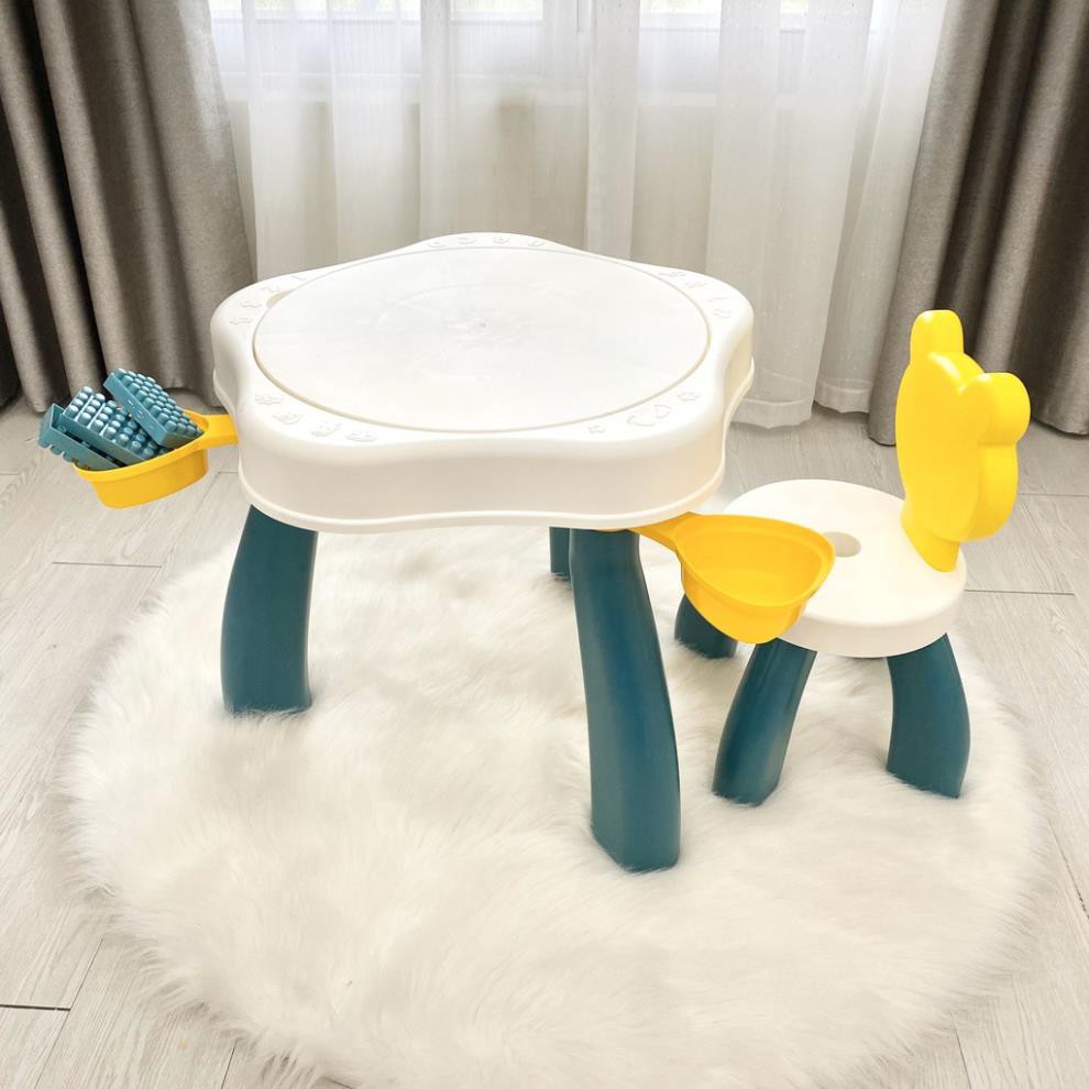 Bàn ghế lego gấu Holla tặng kèm bộ lego