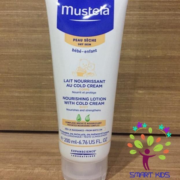 Sữa Dưỡng Da Toàn Thân Cho Trẻ Sơ Sinh, Em Bé Da Khô MUSTELA Nourishing Lotion With Cold Cream 200ml