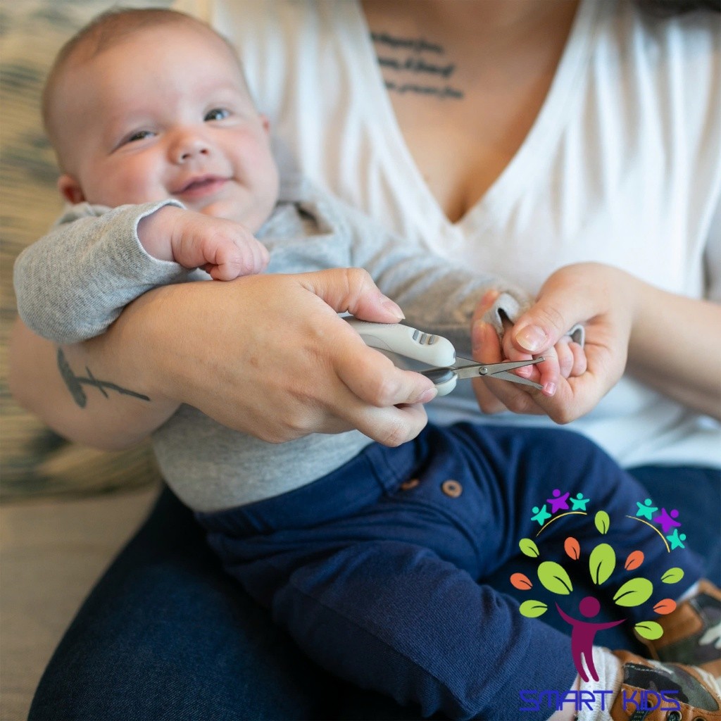 Kéo cắt móng tay an toàn cho bé Dr.Brown's