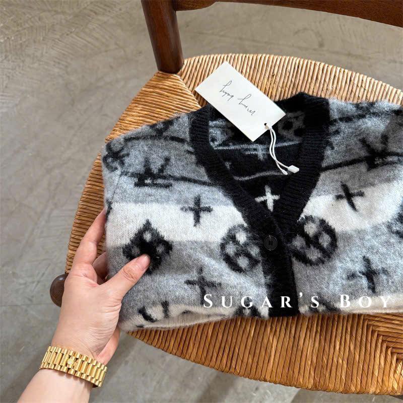 Áo khoác cardigan len bé trai