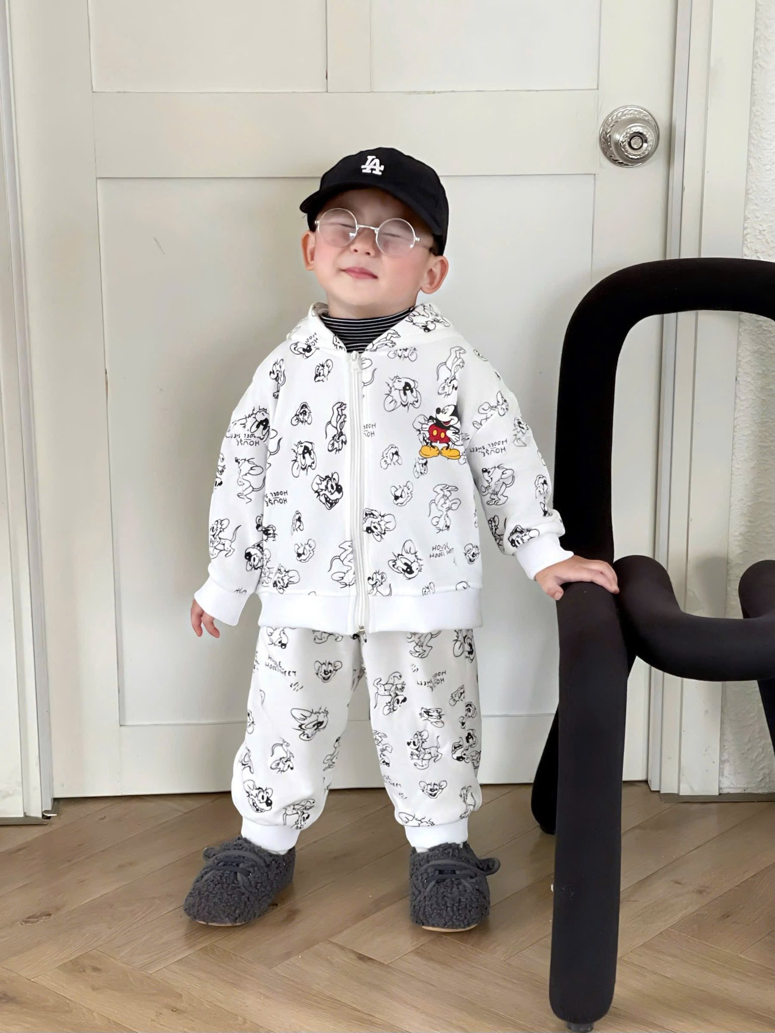 Set nỉ khoác mũ mickey cho bé trai