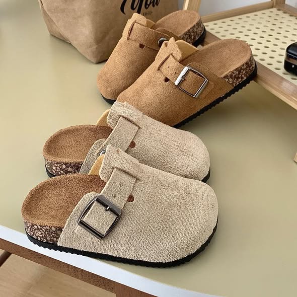 Dép sục siêu nhẹ cho bé gái