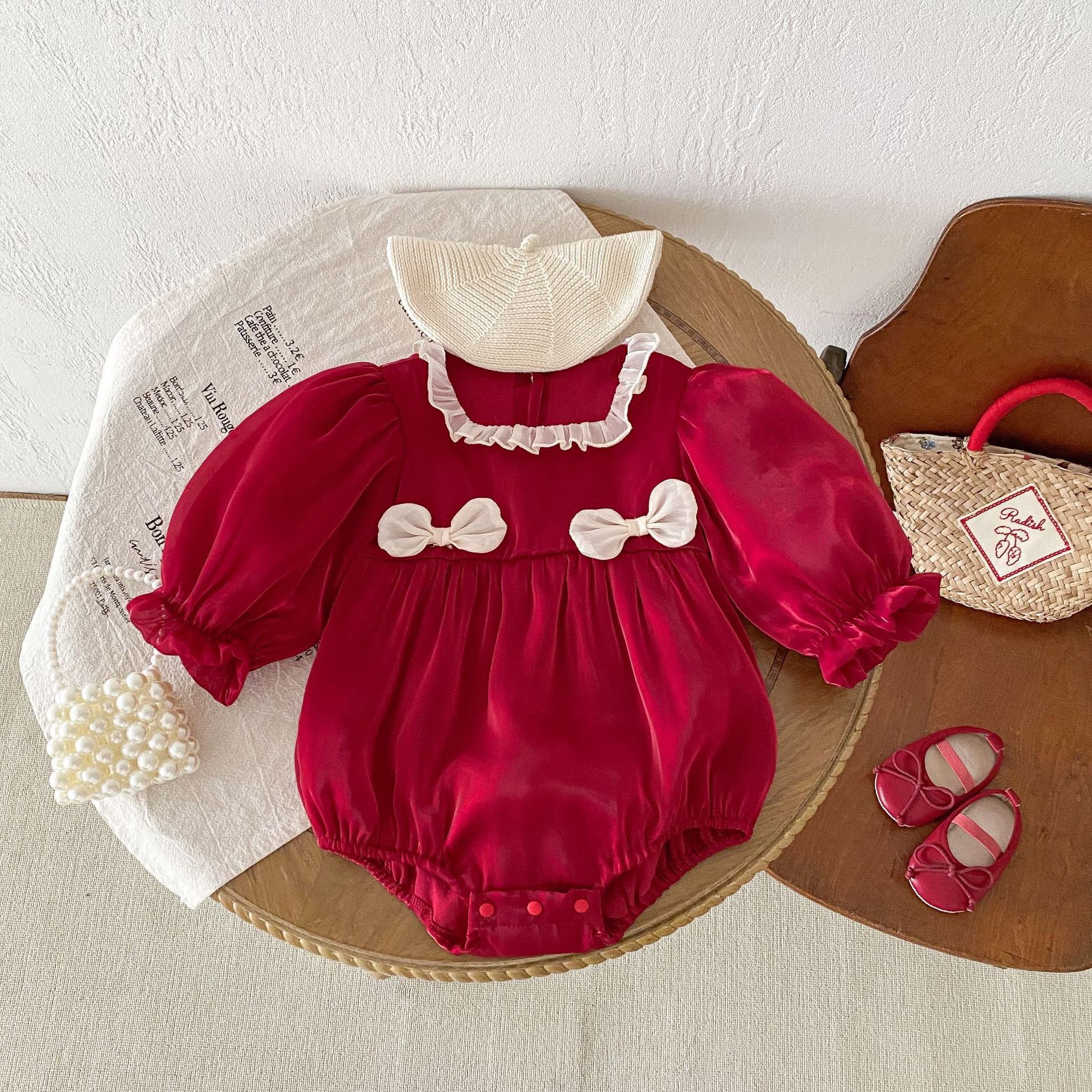 Body tơ cổ bèo nơ cho em bé gái