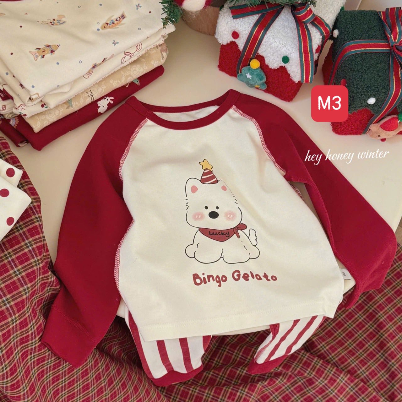 Bộ ngủ họa tiết đỏ cho bé diện Noel-Tết siêu cưng