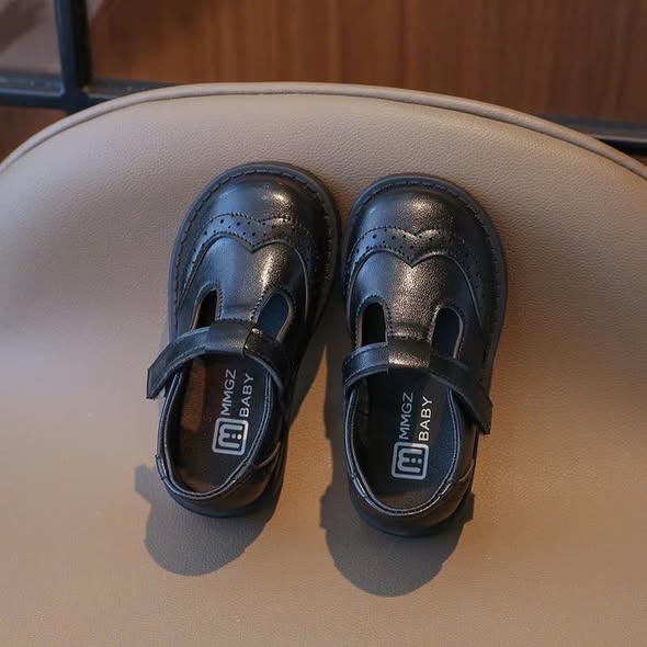 Giày da quai dán cho bé gái