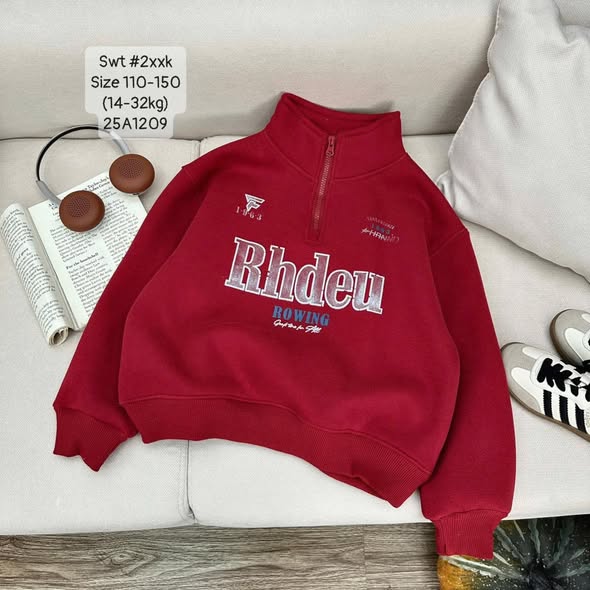Áo Sweater đỏ cho bé trai diện Noel Tết