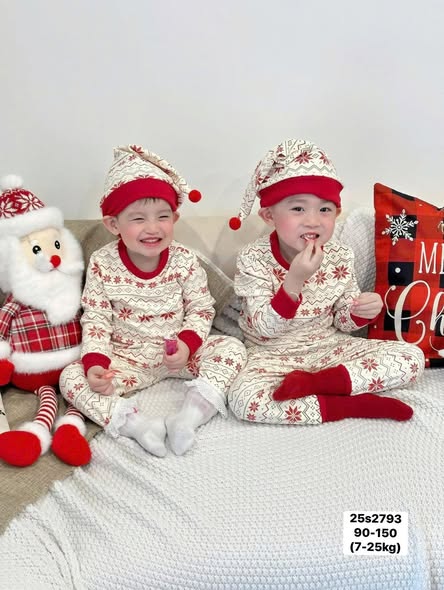 Bộ ngủ zip lông bông tuyết đỏ Noel cho bé trai- bé gái