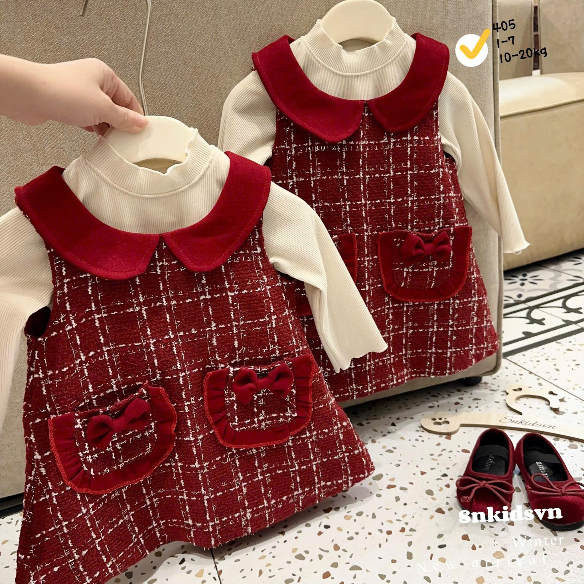 Set váy dạ đỏ đính nơ kèm áo len nhung diện Noel, Tết cho bé gái