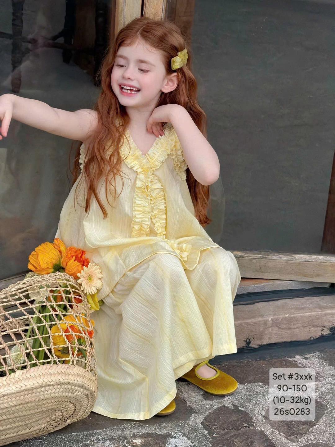 Set áo yếm bèo dọc mix chân váy tone vàng xinh xắn bé gái
