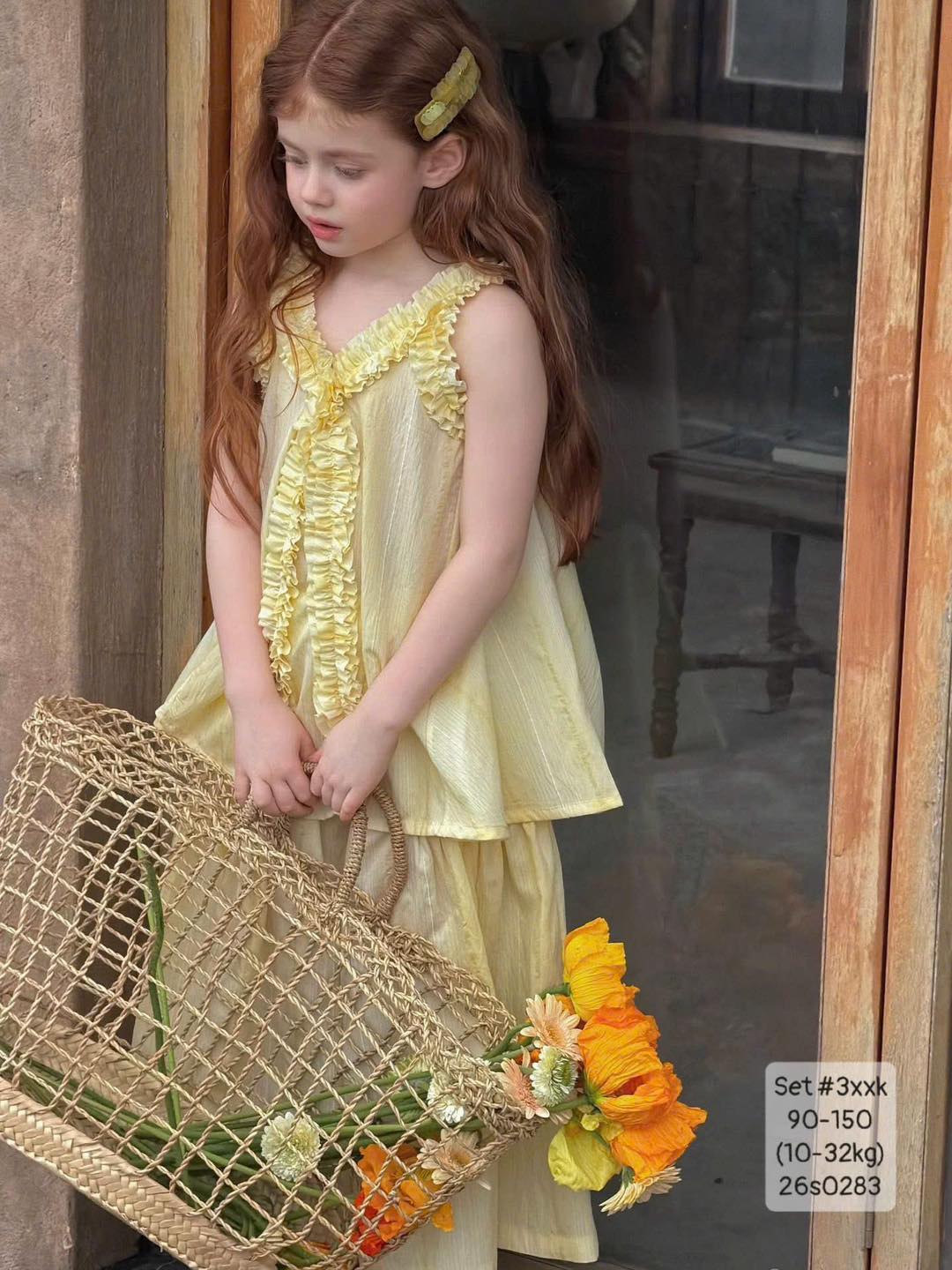Set áo yếm bèo dọc mix chân váy tone vàng xinh xắn bé gái