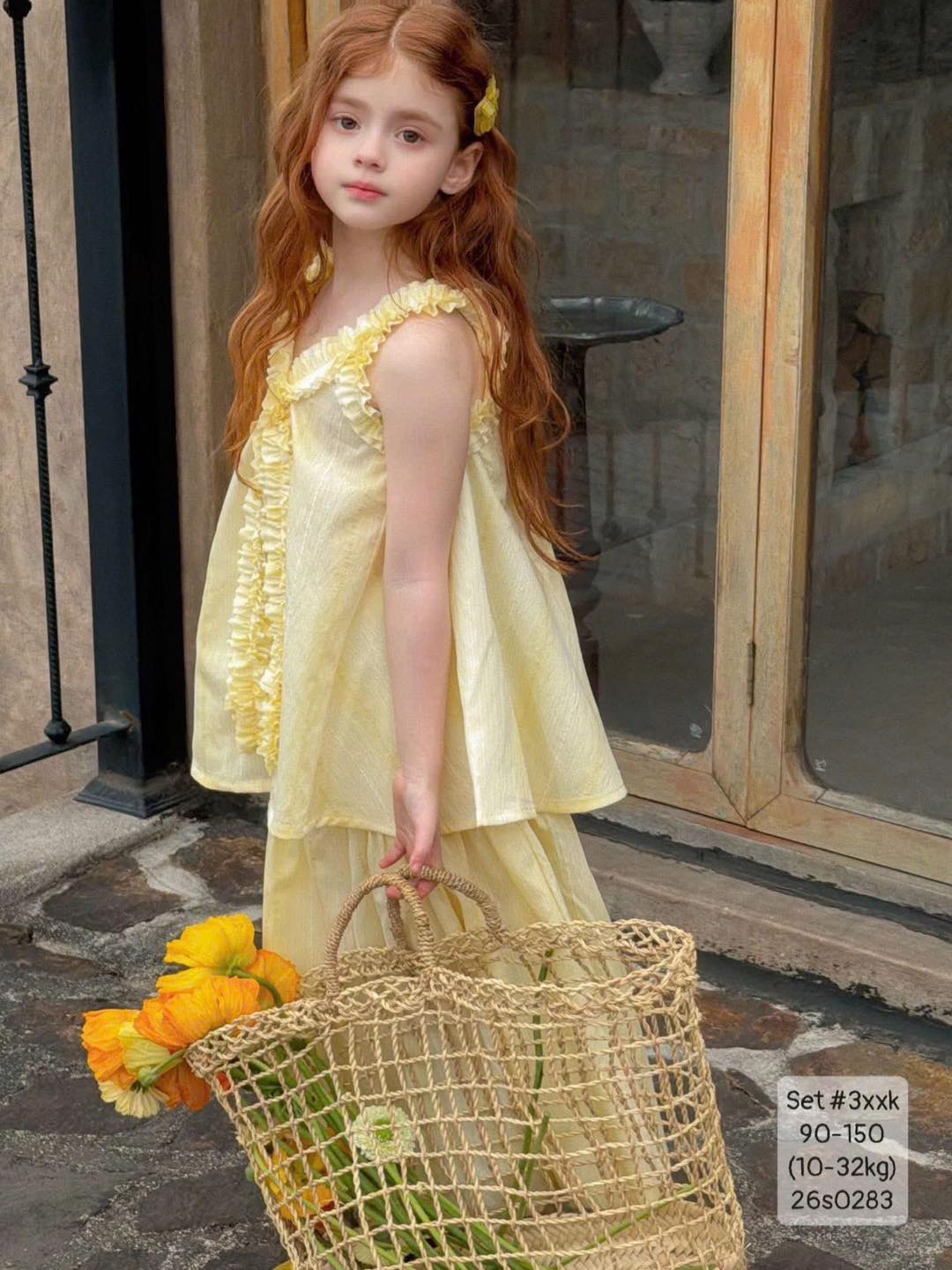 Set áo yếm bèo dọc mix chân váy tone vàng xinh xắn bé gái