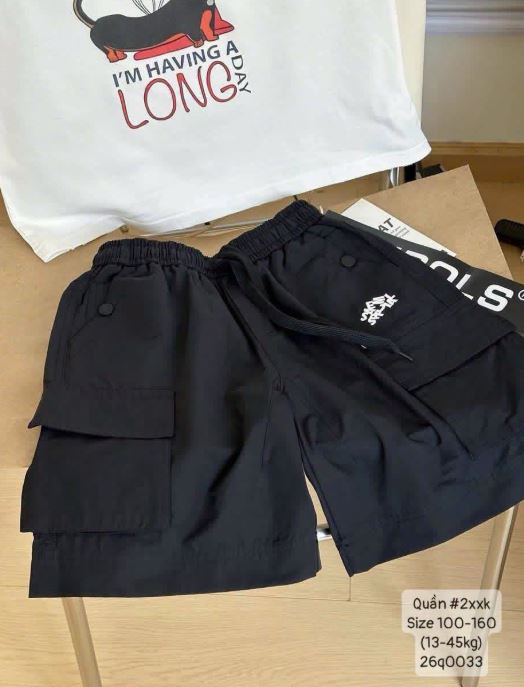 Quần đùi short túi chữ trắng cho bé trai