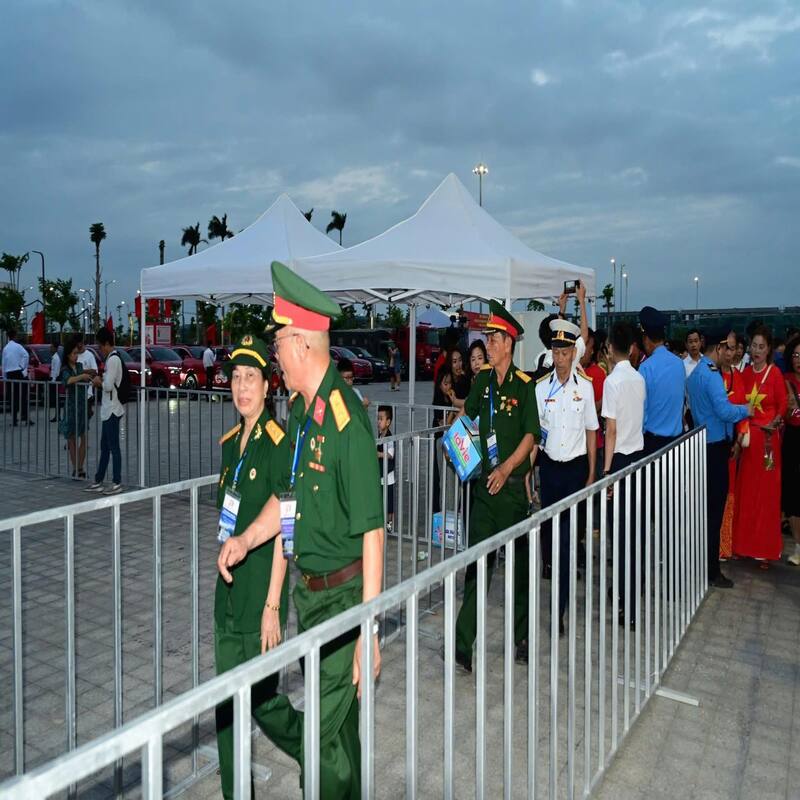 Bán và cho thuê hàng rào (barie) di động