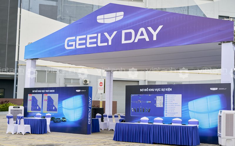 Backdrop khu vực đón tiếp Geely Day tại Hải Phòng