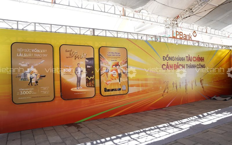 Backdrop nhận diện LPBank tại Marathon Cát Bà 2024