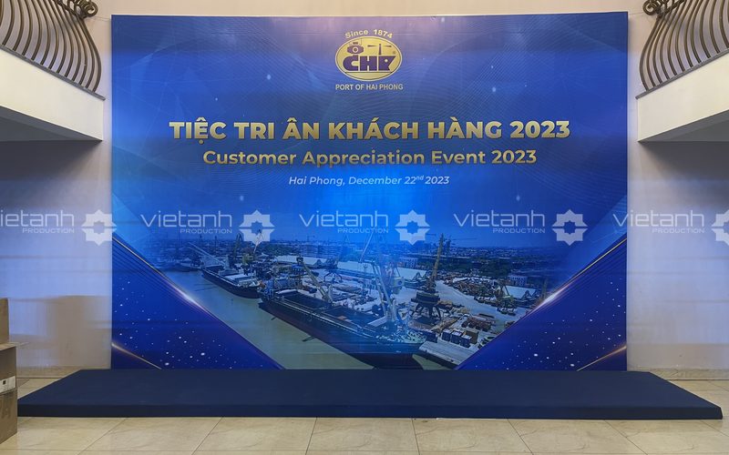 Backdrop bạt Hiflex tiệc tri ân khách hàng Cảng Hải Phòng