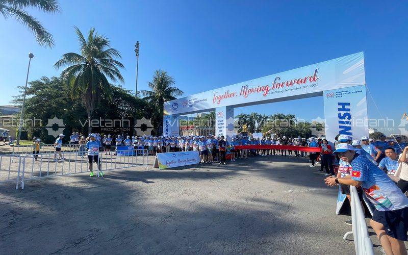 Cổng Start Finish hoàn thiện