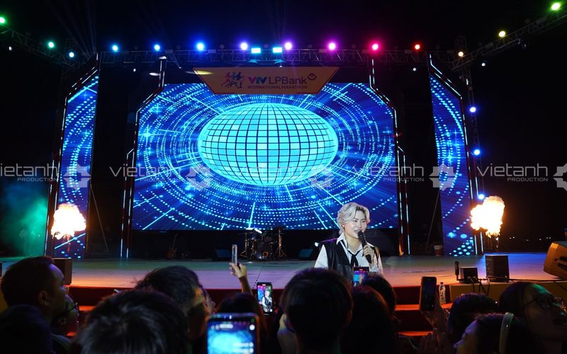 Đêm nhạc Marathon VTV LPBank Cát Bà 2024