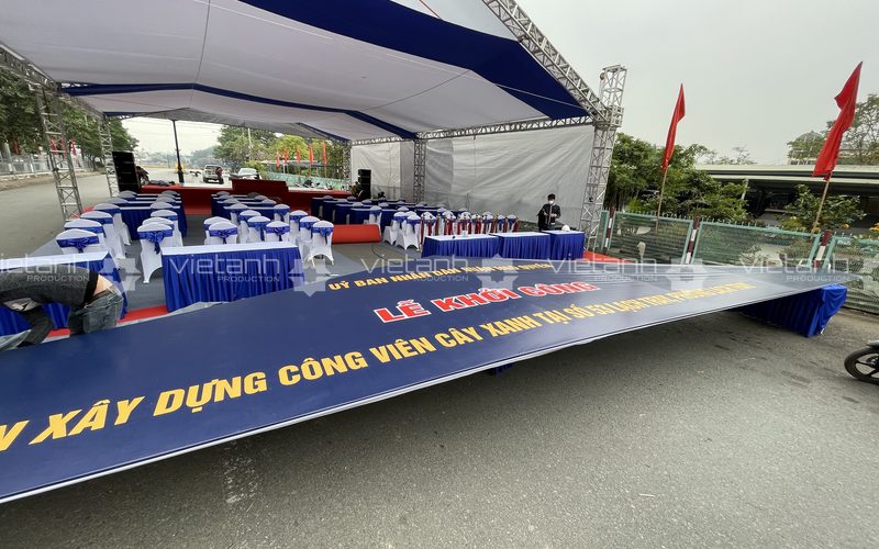 Hoàn thiện nhà bạt và bàn ghế Lễ khởi công công viên 53 Lạch Tray
