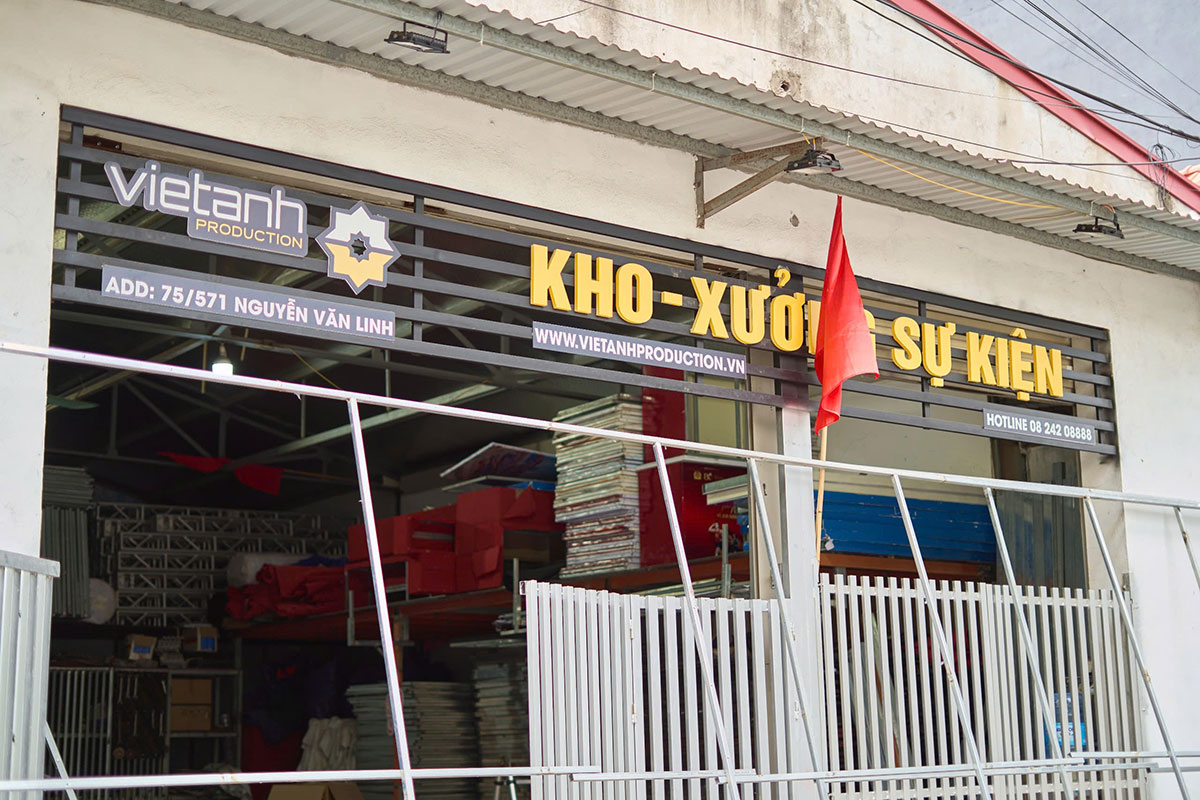 Kho xưởng sự kiện của Viet Anh Production tại Nguyễn Văn Linh Hải Phòng