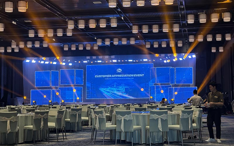 Toàn cảnh không gian tổ chức Hội nghị Khách hàng Cảng Hải Phòng năm 2025 tại InterContinental Hạ Long Bay
