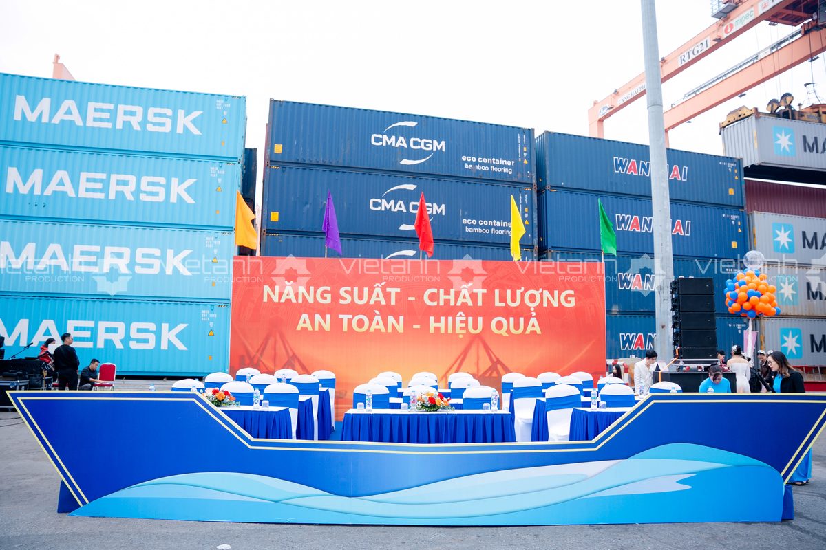 Khu vực đại biểu sự kiện ngoài trời tại Cảng Hải Phòng