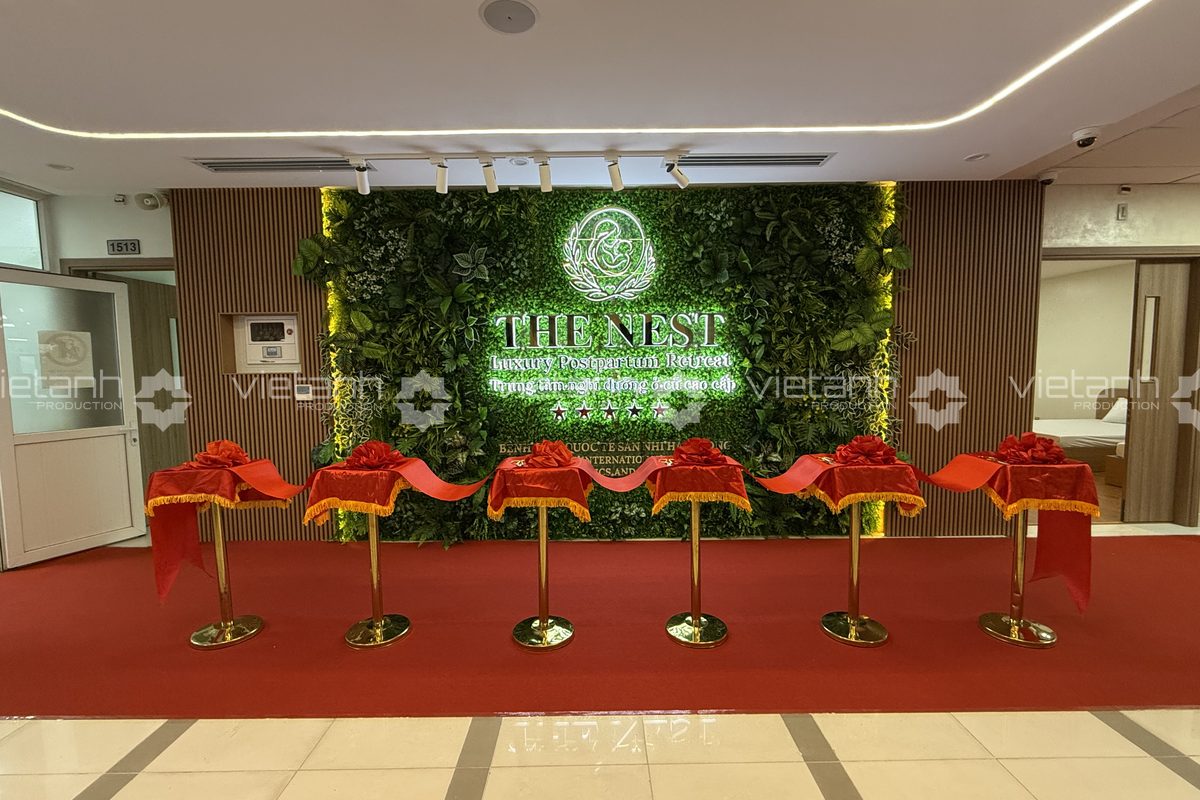 Khu vực nghi thức cắt băng khai trương khánh thành tại Hải Phòng