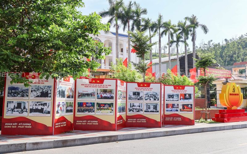 Hạng mục nhận diện và trang trí Đại hội đại biểu Đảng bộ Đặc khu Cát Hải