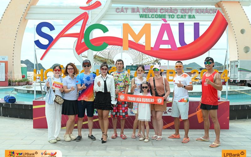 Runner check-in Sắc màu hoàng hôn Cát Bà 2024