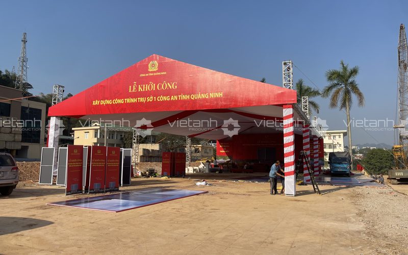 Thi công mặt tiền nhà bạt Lễ khởi công Trụ sở 1 Công an tỉnh Quảng Ninh