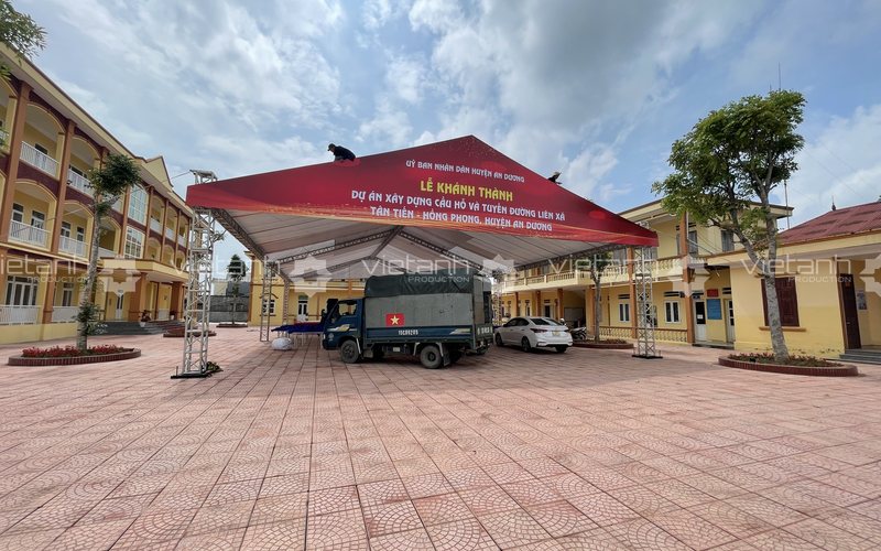 Quá trình thi công mái nhà bạt sự kiện lễ khánh thành cầu Hỗ