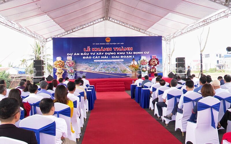 Toàn cảnh không gian Lễ khánh thành Khu tái định cư đảo Cát Hải