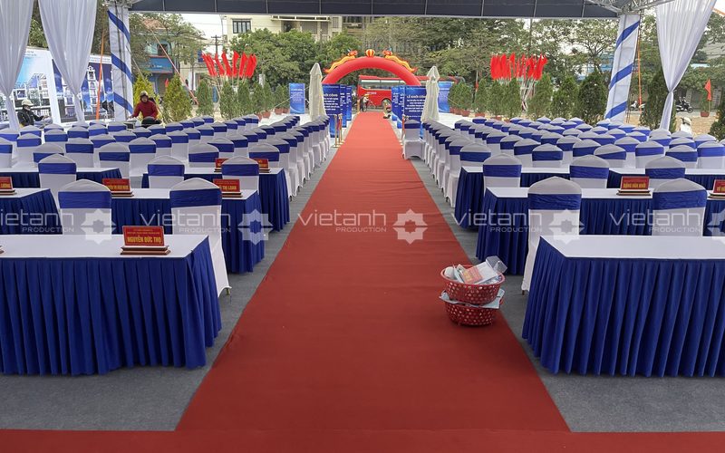 Toàn cảnh khu vực đại biểu nhìn từ sân khấu Lễ khởi công 226 Lê Lai