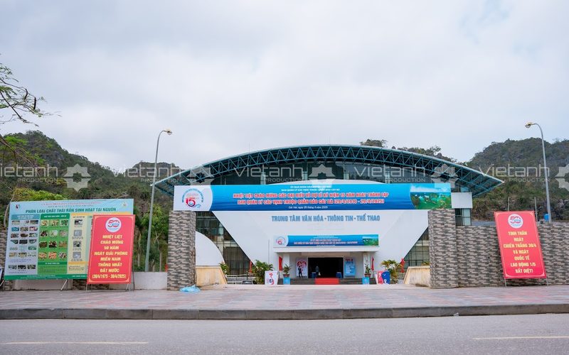 Trung tâm Văn hóa – Thông tin và Thể thao huyện Cát Hải nơi tổ chức lễ kỷ niệm 15 năm Ban Quản lý các vịnh Cát Bà