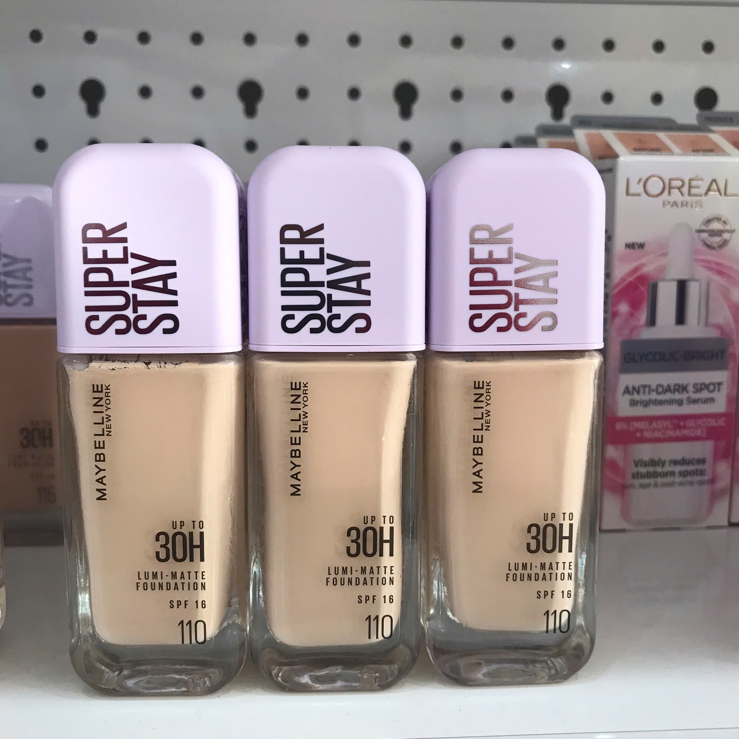 KEM NỀN CHE PHỦ NHẸ MẶT 110 - KEM NỀN LUMI MATTE #110 MAYBELLINE