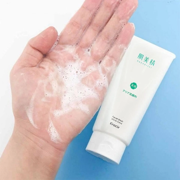 Sữa rửa mặt Kracie Hadabisei trị mụn 110g
