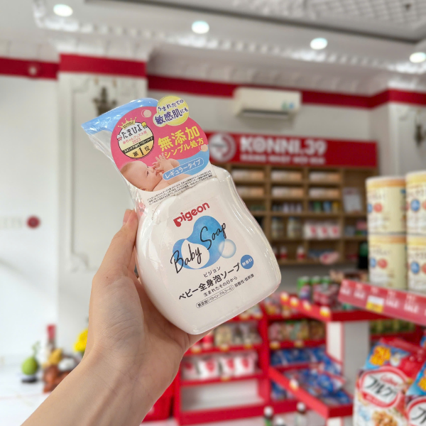 Sữa tắm gội cho bé Pigeon Baby Soap tạo bọt 500ml - mềm dịu (màu xanh)