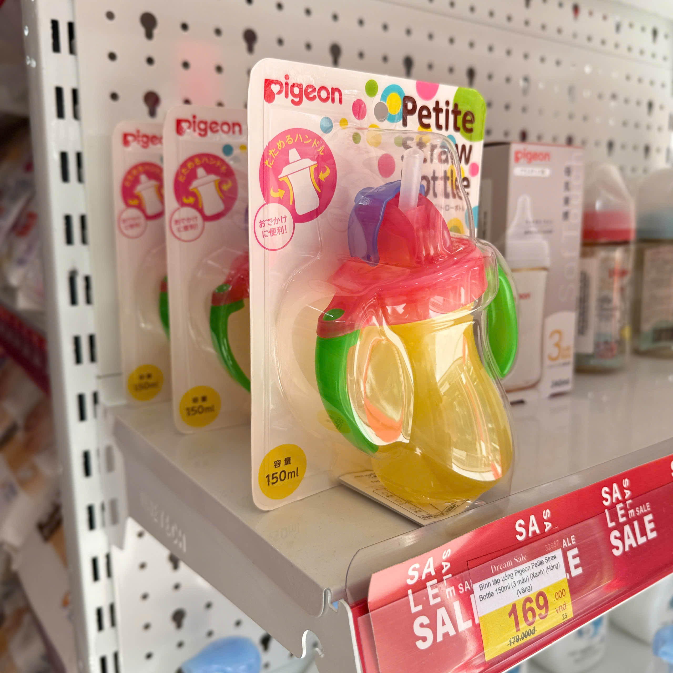 Bình tập uống Pigeon Petite Straw Bottle 150ml (3 màu) (Xanh) (Hồng) (Vàng)