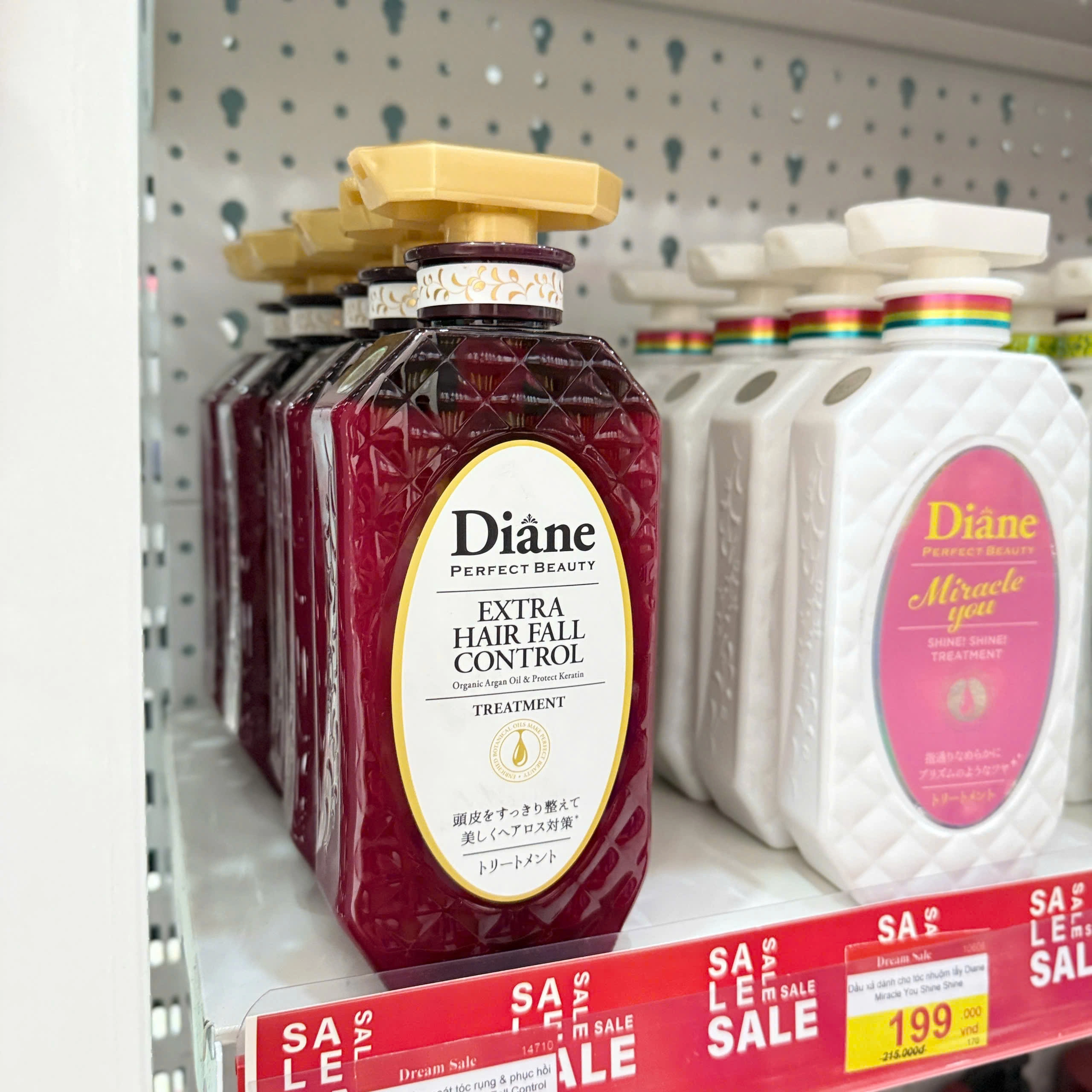 DX Moist Diane Extra Hair Fall Control(kiểm soát tóc rụng và phục hồi)-450ml