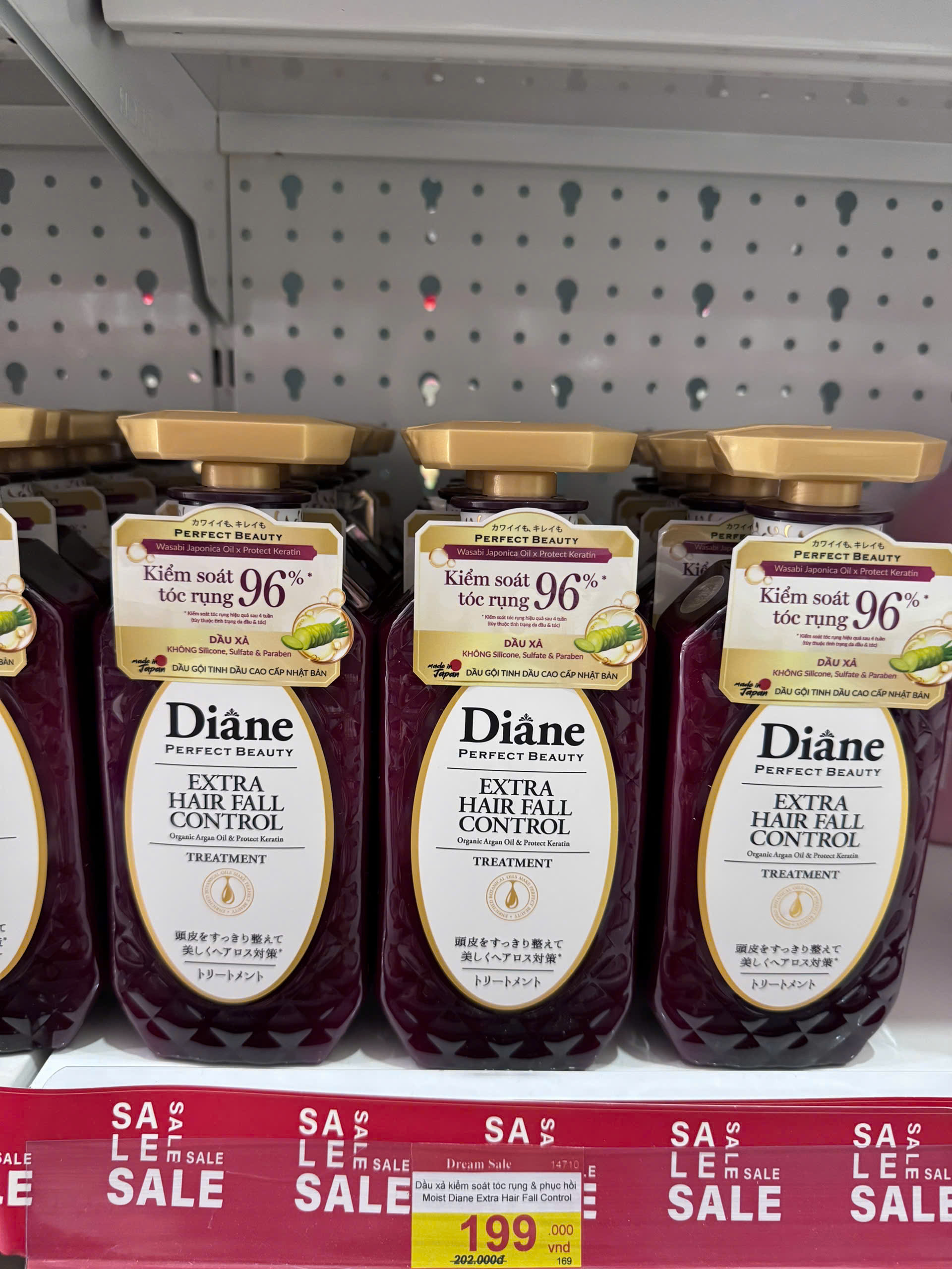 DX Moist Diane Extra Hair Fall Control(kiểm soát tóc rụng và phục hồi)-450ml